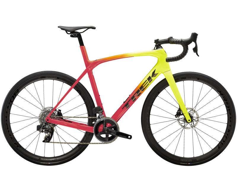 Trek Domane SLR 6 eTap Radioactive Coral to Yellow Fade 2022 - 28