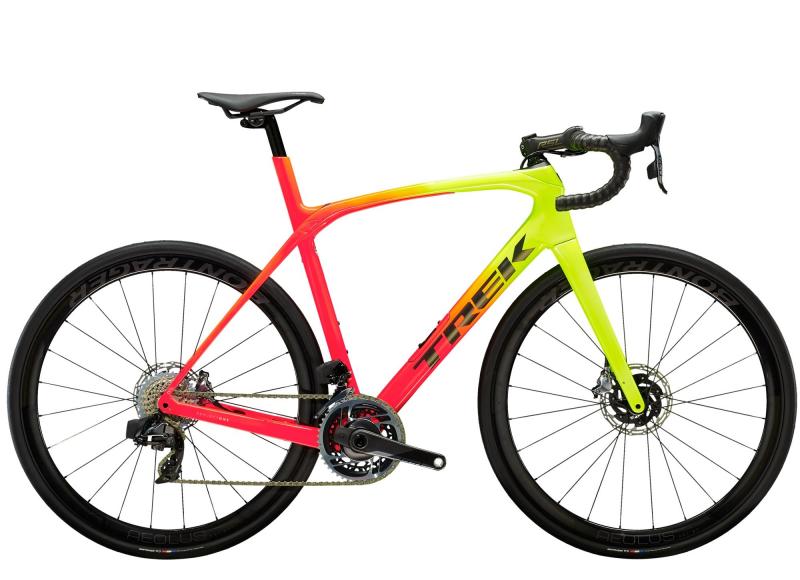 Trek Domane SLR 9 eTap Radioactive Coral to Yellow Fade 2022 - 28