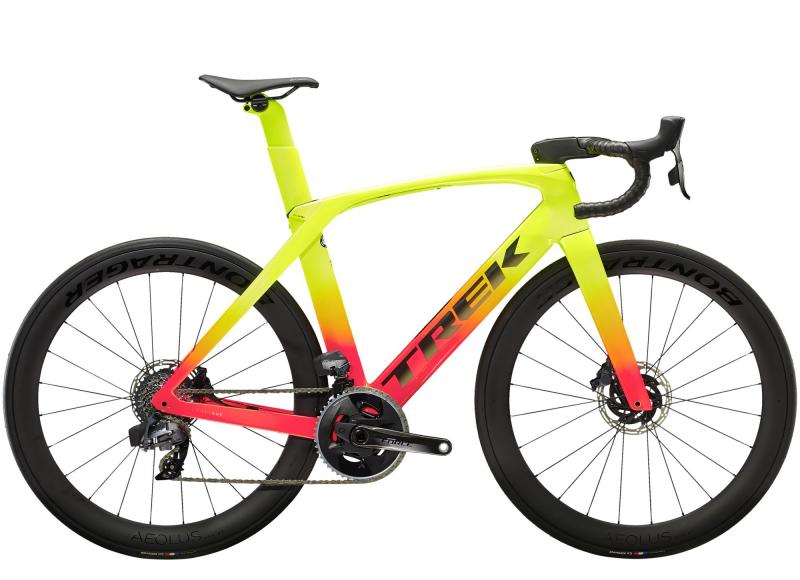 Trek Madone SLR 7 eTap Radioactive Coral to Yellow Fade 2022 - 28