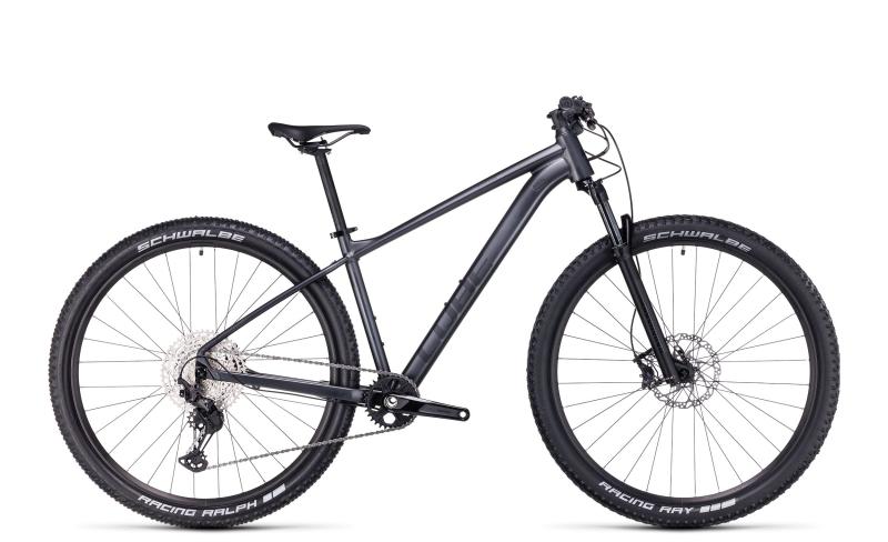 Cube Reaction Pro metalblack´n´black 2023 - 27,5