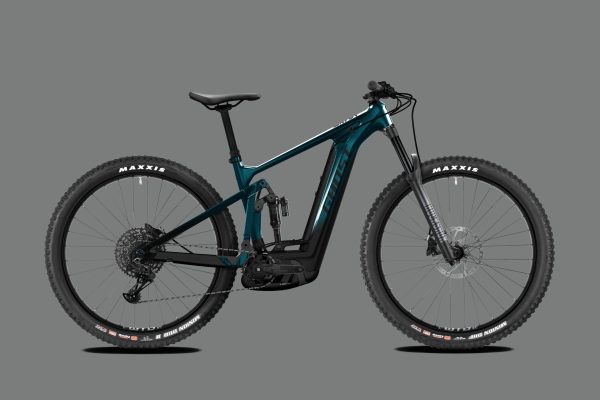 ghost-e-riot-am-cf-advanced-dirty-blue-black-glossy-matt-2023-29-750-wh-diamant-48ba996e.jpg GHOST E-Riot AM CF Advanced dirty blue/black - glossy/matt 2023 - 29" 750 Wh Diamant -