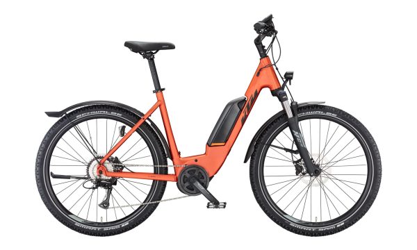 ktm-macina-aera-p571-street-burnt-orange-matt-black-orange-2023-275-500-wh-diamant-4bf0affe.jpg KTM MACINA AERA P571 STREET burnt orange matt (black+orange) 2023 - 27,5" 500 Wh Diamant -