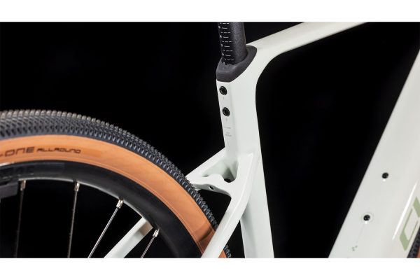 4602976_19110880 Cube Nuroad Hybrid C:62 Race 400X - 400 Wh - 28 Zoll - Diamant - desertstone´n´green