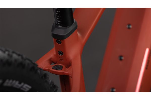 Cube Reaction Hybrid Race 800 - 800 Wh - Diamant