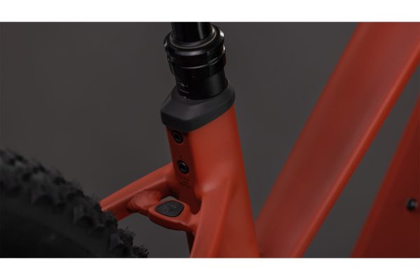 4979359_20092292 Cube Reaction Hybrid Race 800 - 800 Wh - Trapez