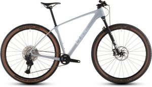 Cube Reaction C:62 Race - 29 Zoll - Diamant - 2026