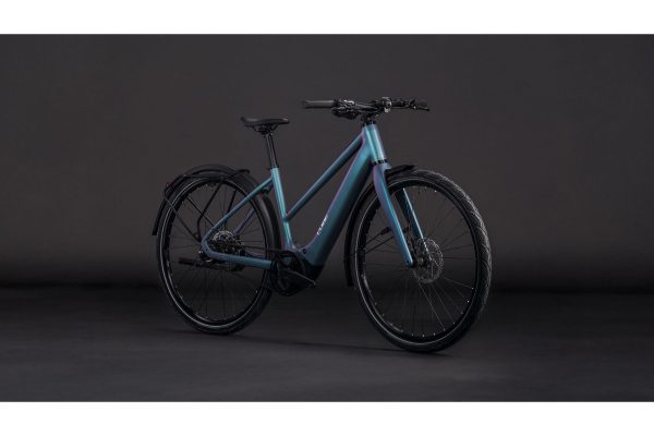 4946035_20479871 Cube Editor Hybrid SLT 400X FE - 400 Wh - 28 Zoll - Trapez - 2026 - smaragdgrey´n´prism