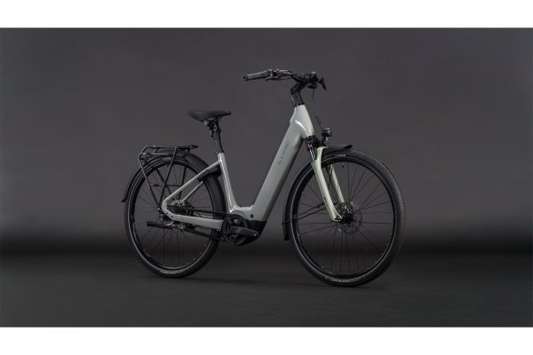 4955920_20348996 Cube Supreme Hybrid Deluxe ONE 600 - 600 Wh - 28 Zoll - Tiefeinsteiger - 2026