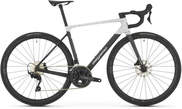 8424735007103 Megamo Raise 20 - 28 Zoll - Diamant - 2026