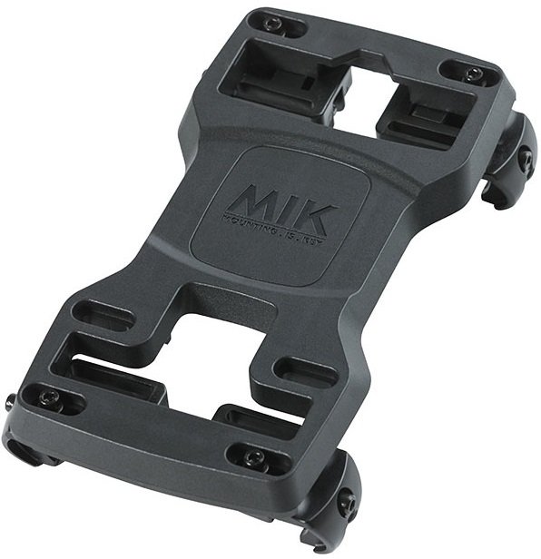 8715019701702 Basil MIK Adapterplatte, für Gepäckträger von 10-17cm