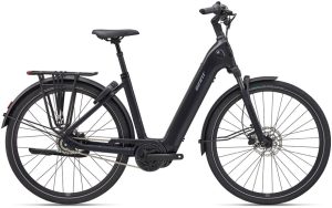 Giant NewTour E+ 2 RT - 500 Wh - 28 Zoll - Tiefeinsteiger - 2027