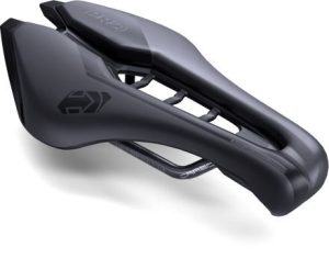 PRO TSA 1.1 TRI/TT Carbon Sattel